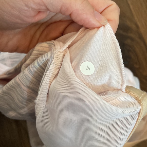 Lululemon top. 4 - Picture 3 of 3
